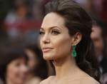 Angelina Jolie-z2jlvjvibf.jpg