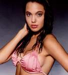 Angelina Jolie-g2jlvkw3gn.jpg